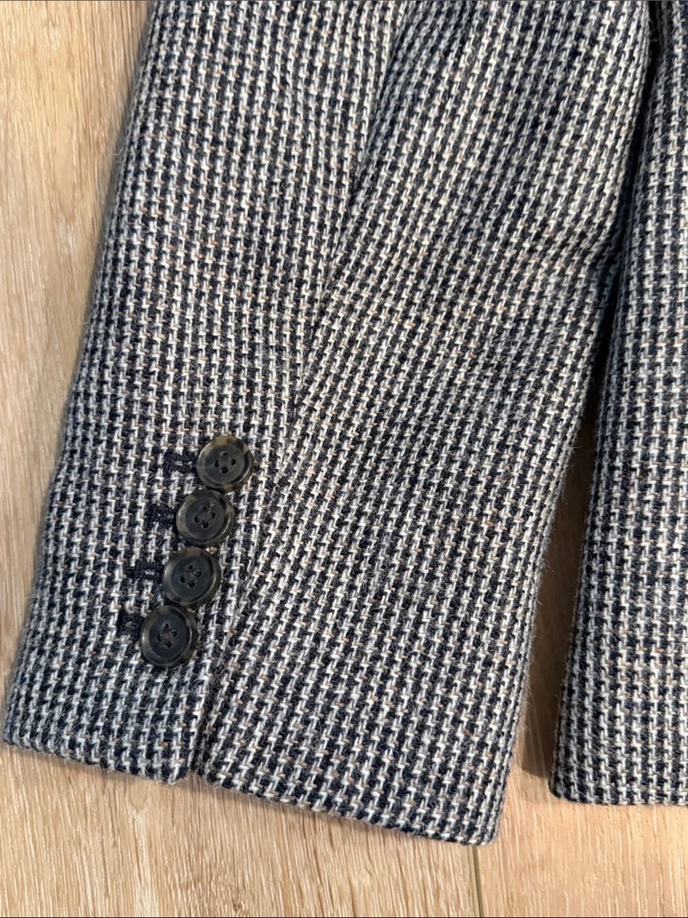 J. Crew Men's Black & Gray Houndstooth Sport Coat